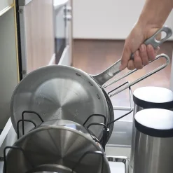 Rangement poêles et couvercles extensible en acier