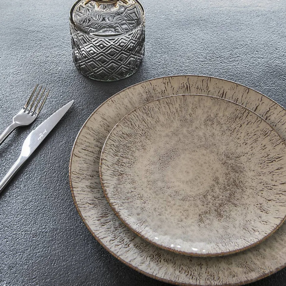 Service d'assiettes Akaris 18 pièces