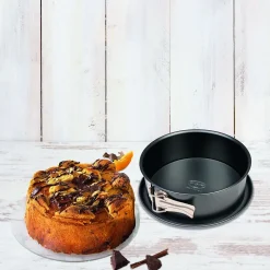 Set de 4 moules à manqué à charnière 18 cm + 24 cm + 26 cm + 28 cm Dr.Oetker Tradition