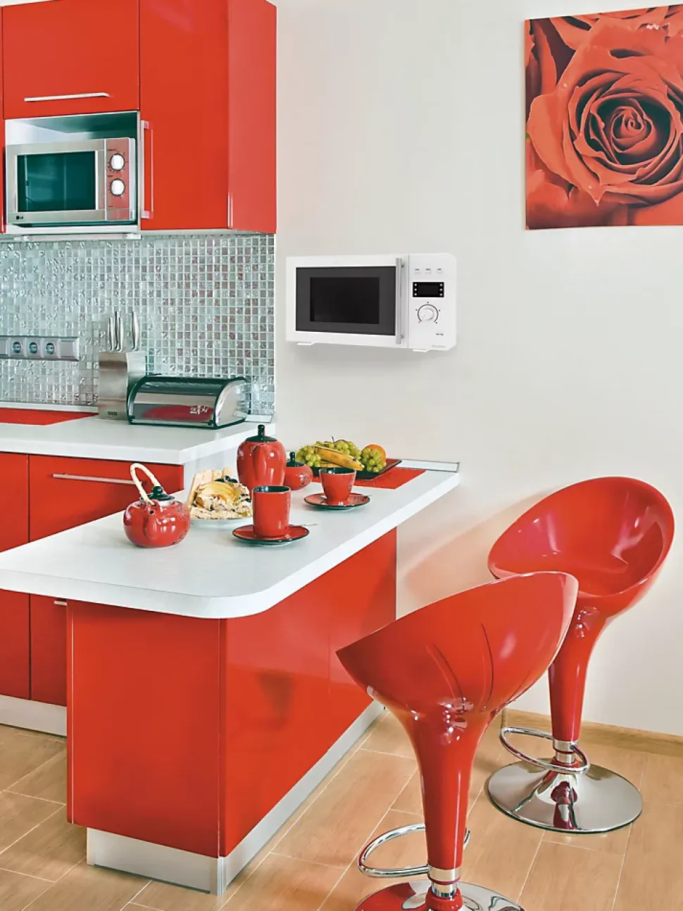 Support mural pour micro ondes blanc 780021