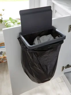 Support porte de placard pour sacs poubelles Kora GoodHome gris anthracite