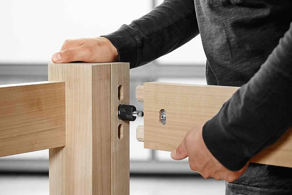 Système d'assemblage DOMINO SV-SYS D14 FESTOOL - coffret pour DF 700, 32 angles et 16 panneaux