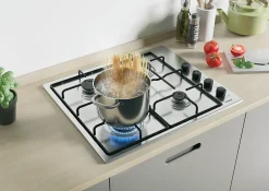 Table de cuisson à gaz 59.5cm 4 feux noir Candy CHW6LBX pop evo