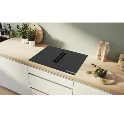 Table de cuisson aspirante induction 71cm 4 feux 3600w noir Bosch PVQ711H26E