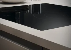 Table de cuisson induction 60cm 3 feux 7200w noir Candy CI633C/M1