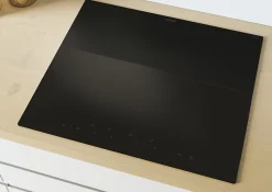 Table de cuisson induction 60cm 3 feux 6900w Candy CIS633DTT1