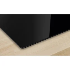 Table de cuisson vitrocéramique 60cm 3 feux 5700w noir Bosch PKM611BB8E série 4