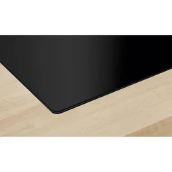 Table induction Aspirante - BOSCH SER6 - PVQ811H26E Noir - 4-foyers - Home Connect - L802xP522 mm