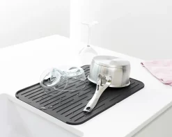 Tapis égouttoir à vaisselle en silicone Brabantia SinkSide anthracite