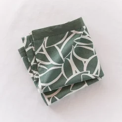 Torchons imprimé végétal vert et blanc l. 50 x L. 70 cm Guy Levasseur, 2 pièces