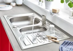 Évier en inox satiné 1,5 bacs à encastrer Turing