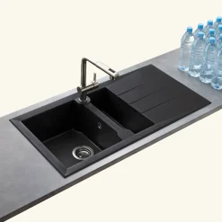 Évier résine noir moucheté TUNIA 1 bac et demi - 1 égouttoir