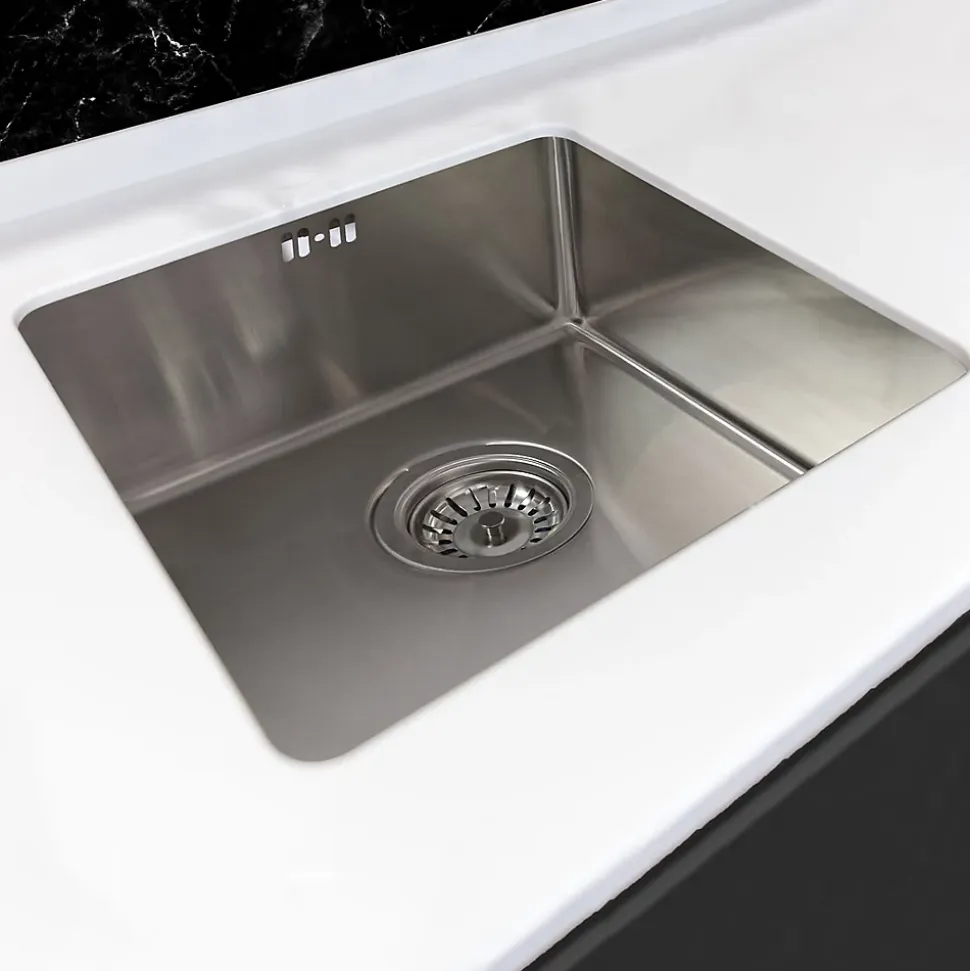 Évier sous-plan en inox 1 bac à encastrer Essebagno Luisa 55